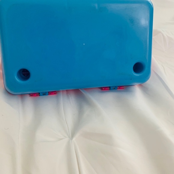 Caboodles - Picture 3 of 9